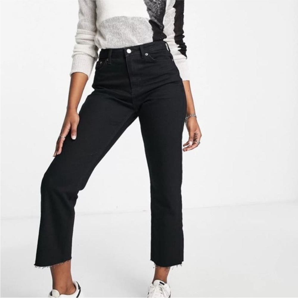 Topshop Straight Leg Jeans Petite 25W x 28L Five Pockets Raw Hem Cotton Black